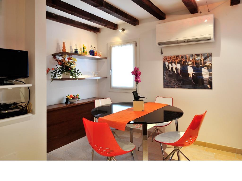 Palace La Vida Apartments By Wonderful Italy Venetië Buitenkant foto