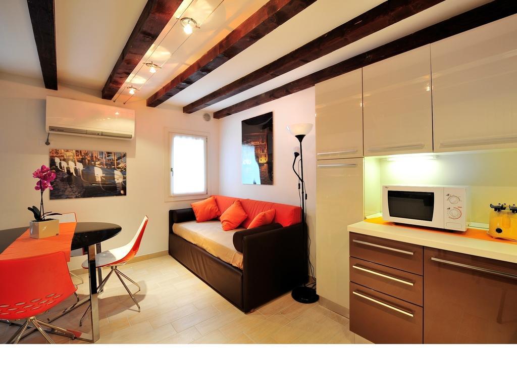 Palace La Vida Apartments By Wonderful Italy Venetië Buitenkant foto
